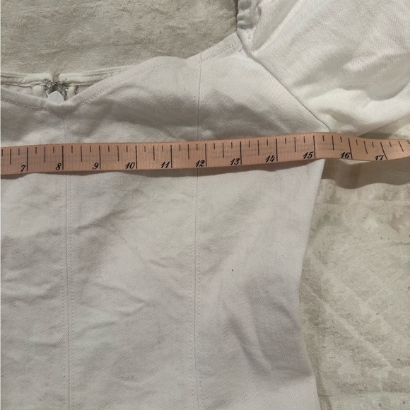 ALICE + OLIVIA Mimi Puff-Sleeve Denim Minidress white square sweetheart neck - Picture 8 of 13